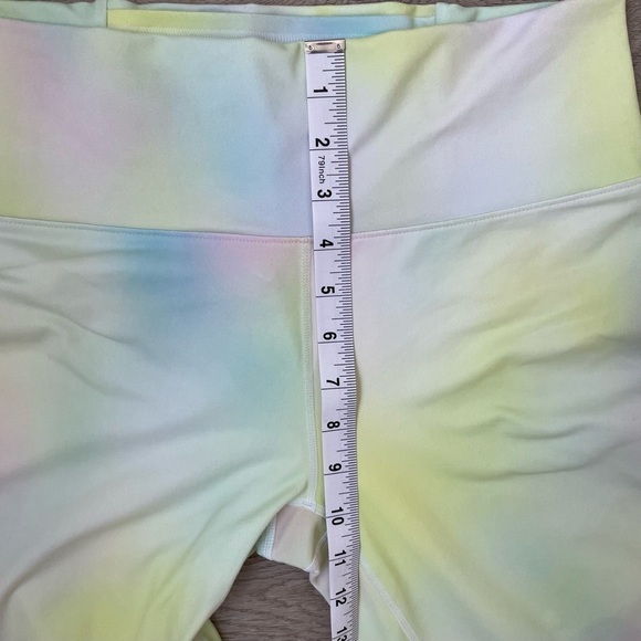 Fabletics Boost PowerHold High-Waisted 7/8 Legging, Blur/Lemon Crème - Picture 12 of 14